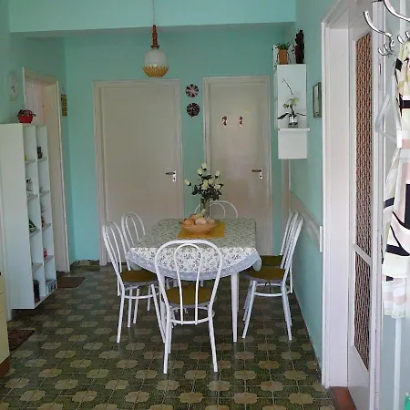 Grosses Ferienhaus In Fonyd Mit Grosser Terrasse Holiday home *